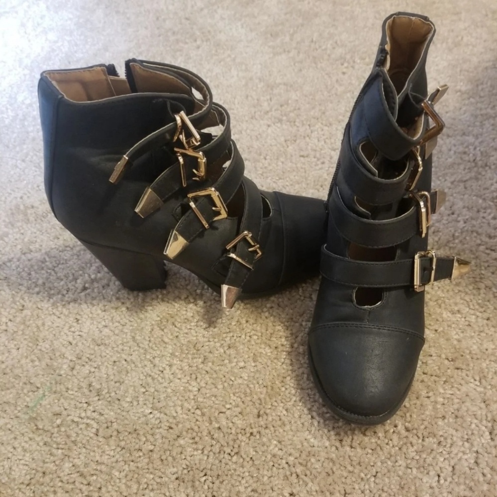 Wild Diva black heeled booties with gold buckles